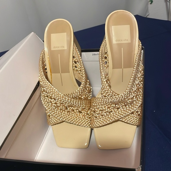 Dolce Vita Shoes - Dolce Vita Vanilla Woven Sandals